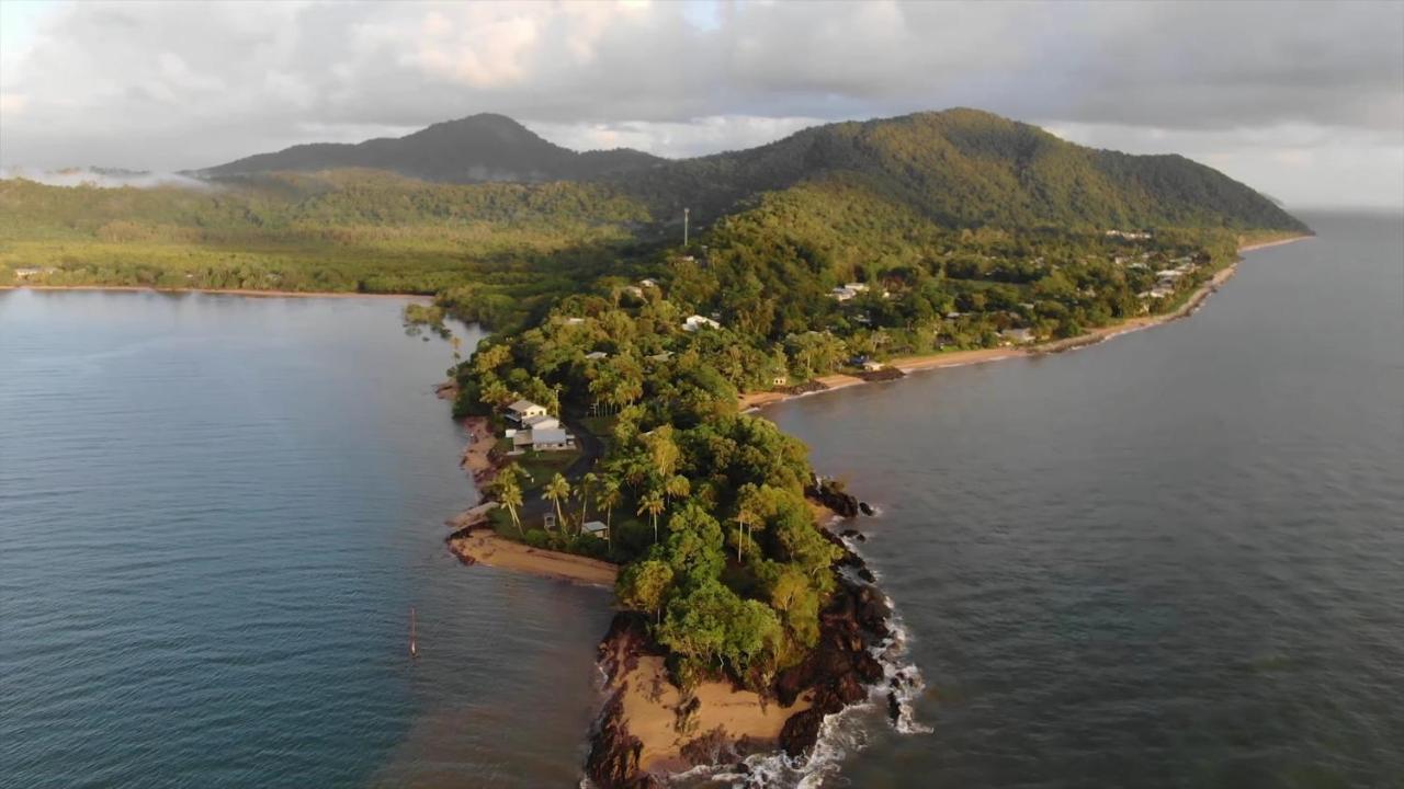 Hotel Flying Fish Point Tourist Park Innisfail Exterior foto